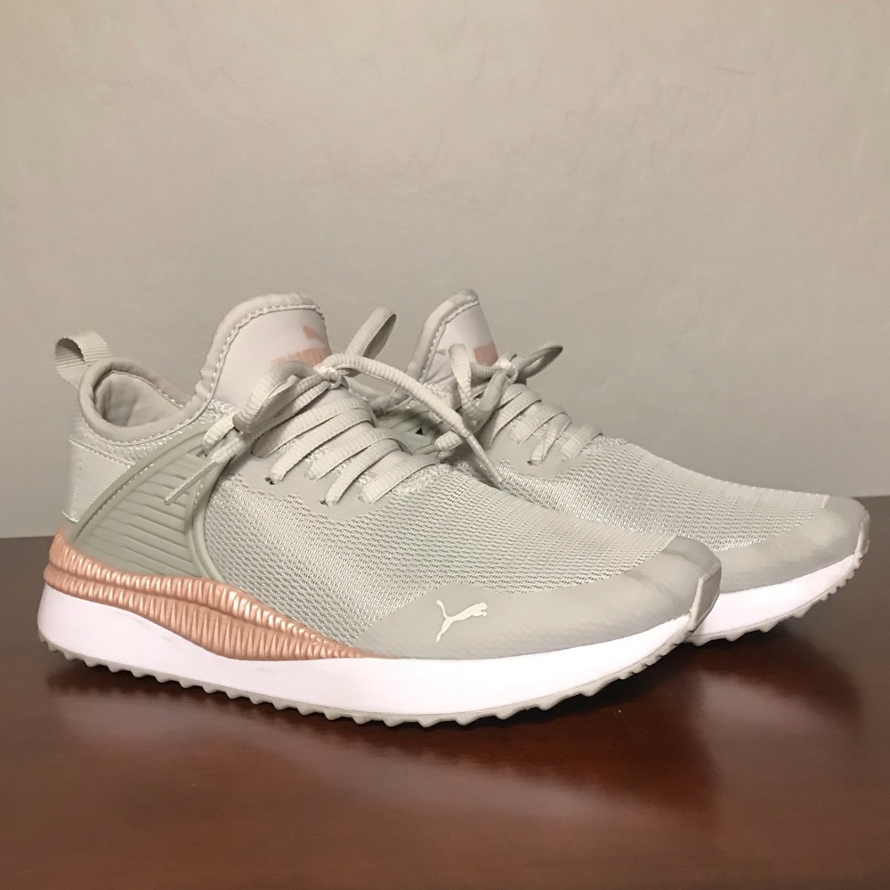Puma Sneakers